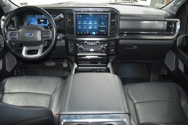 2023 Ford Super Duty F-350 DRW Lariat FX4 DRW - 22915693 - 24