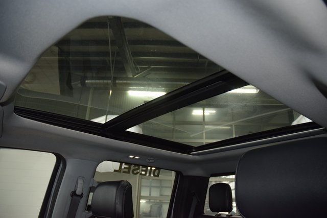 2023 Ford Super Duty F-350 DRW Lariat FX4 DRW - 22915693 - 46