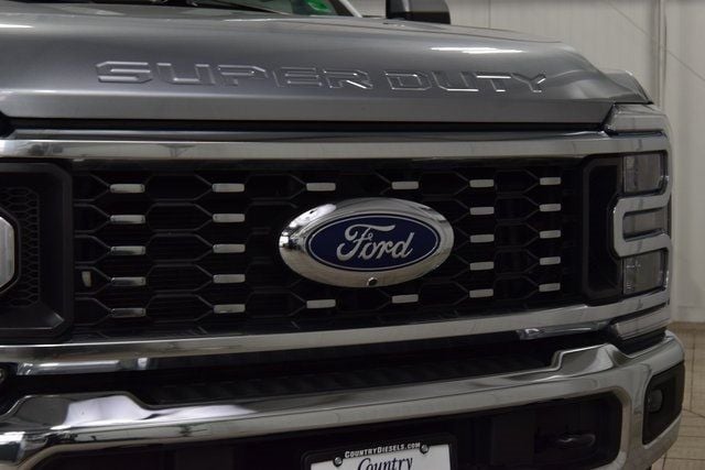2023 Ford Super Duty F-350 DRW Lariat FX4 DRW - 22915693 - 8