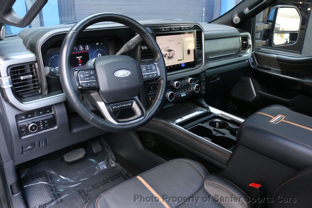2023 Ford Super Duty F-350 DRW Platinum 4WD Crew Cab 8' Box - 22958198 - 29
