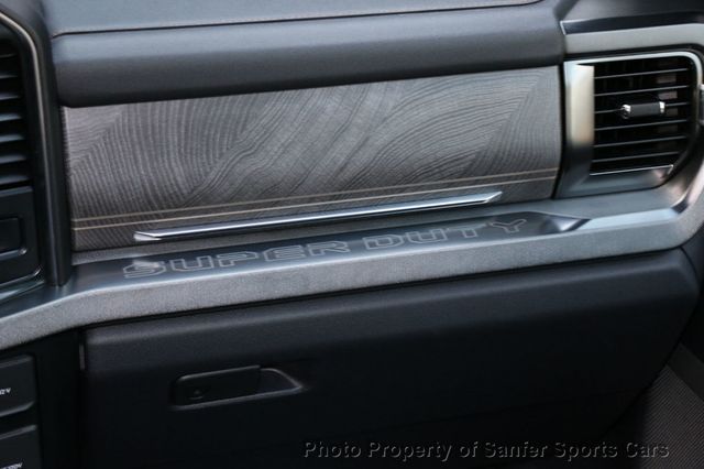 2023 Ford Super Duty F-350 DRW Platinum 4WD Crew Cab 8' Box - 22958198 - 33