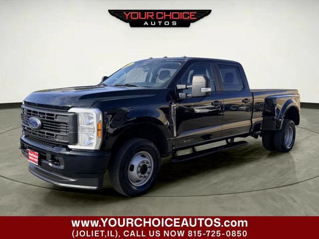 2023 Ford Super Duty F-350 DRW XL 4WD Crew Cab 8' Box - 23016875 - 0