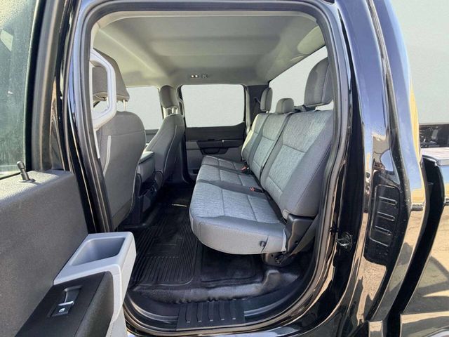 2023 Ford Super Duty F-350 DRW XL 4WD Crew Cab 8' Box - 23016875 - 22