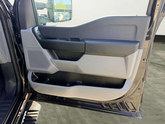 2023 Ford Super Duty F-350 DRW XL 4WD Crew Cab 8' Box - 23016875 - 26