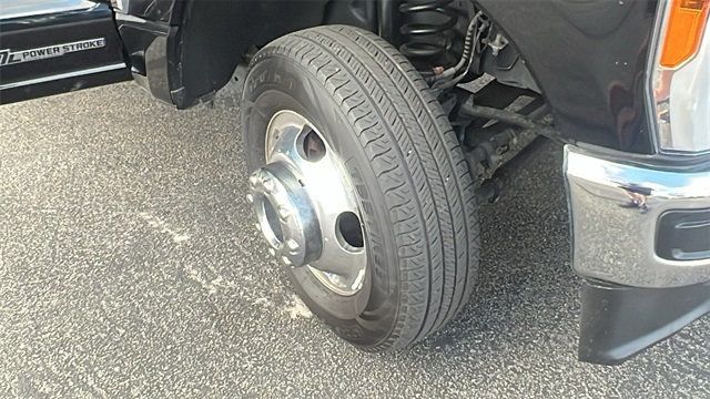 2023 Ford Super Duty F-350 DRW XL 4WD Crew Cab 8' Box - 22886157 - 10