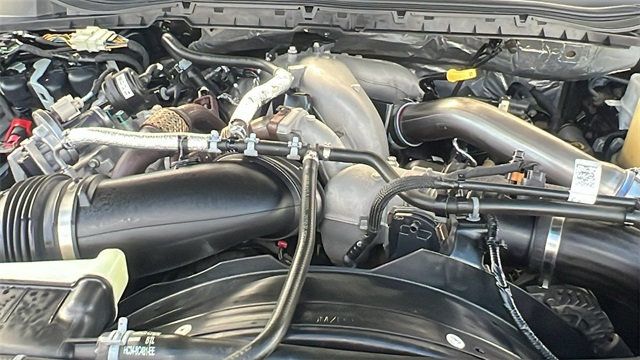 2023 Ford Super Duty F-350 DRW XL 4WD Crew Cab 8' Box - 22886157 - 13