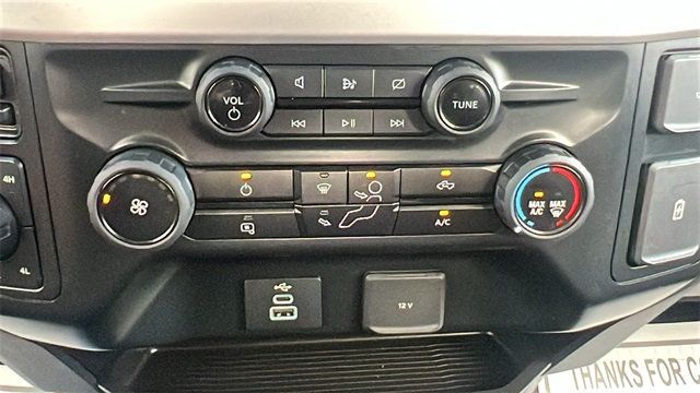 2023 Ford Super Duty F-350 DRW XL 4WD Crew Cab 8' Box - 22886157 - 27