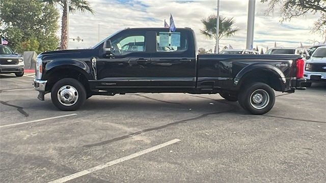2023 Ford Super Duty F-350 DRW XL 4WD Crew Cab 8' Box - 22886157 - 5