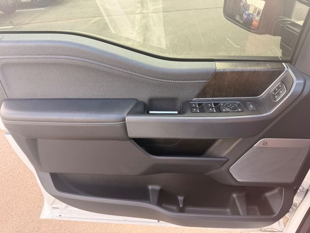 2023 Ford Super Duty F-350 DRW XL 4WD Crew Cab 8' Box - 23087449 - 7