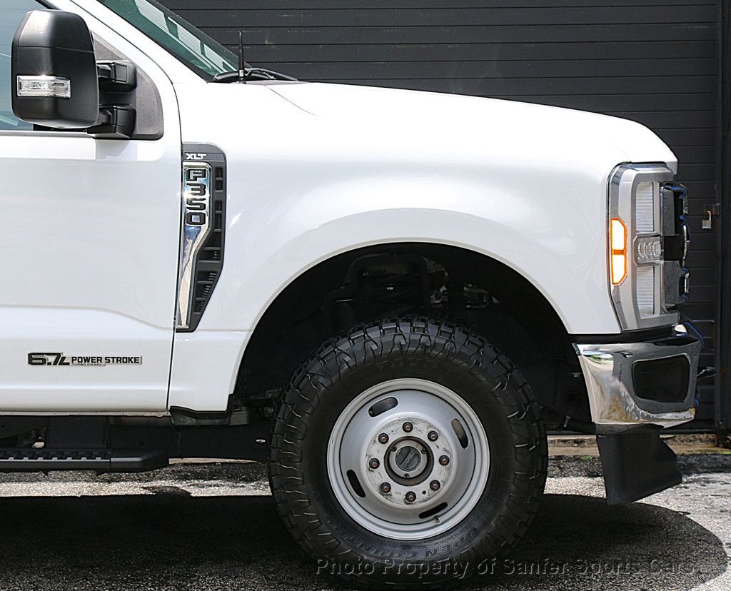 2023 Ford Super Duty F-350 DRW XLT 4WD Crew Cab 8' Box - 23054775 - 25