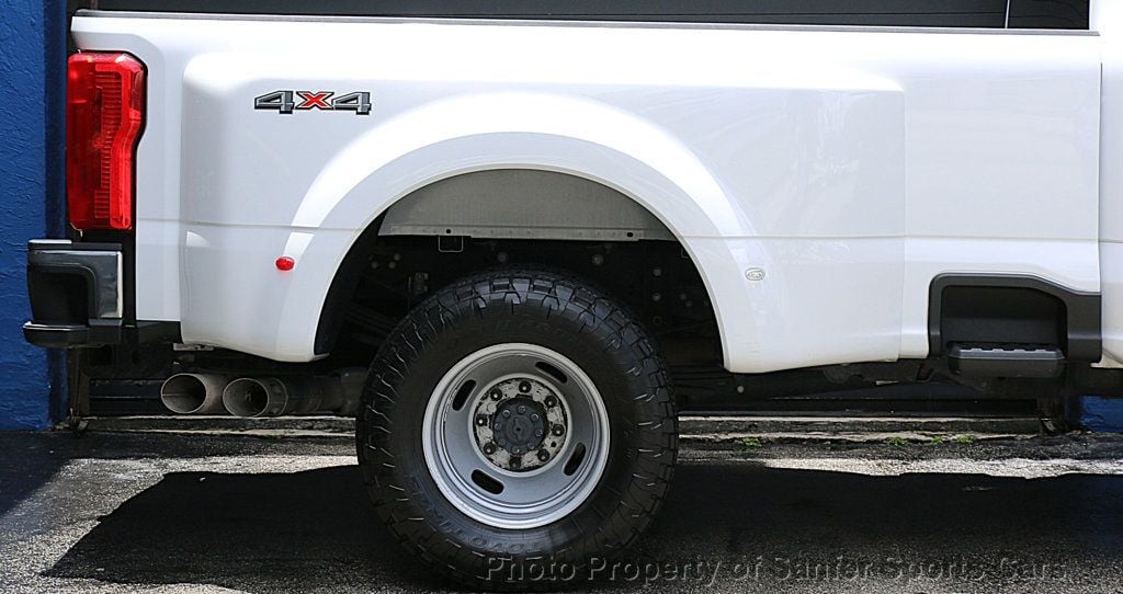 2023 Ford Super Duty F-350 DRW XLT 4WD Crew Cab 8' Box - 23054775 - 26
