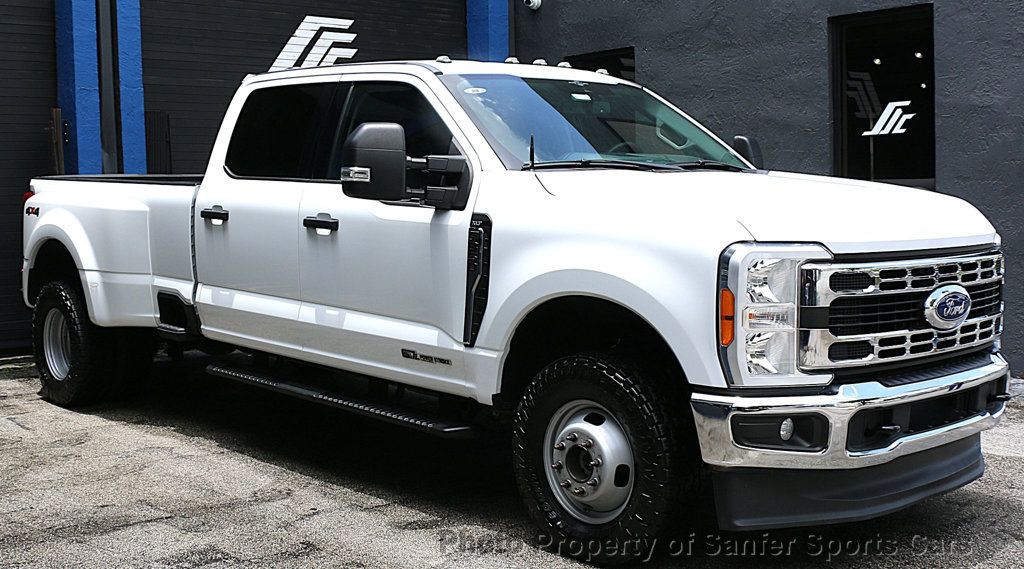 2023 Ford Super Duty F-350 DRW XLT 4WD Crew Cab 8' Box - 23054775 - 2