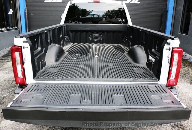 2023 Ford Super Duty F-350 DRW XLT 4WD Crew Cab 8' Box - 23054775 - 8