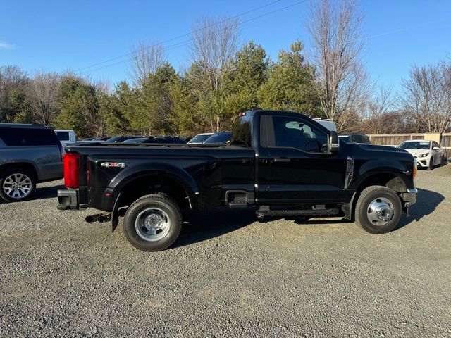 2023 Ford Super Duty F-350 DRW XLT 4WD Reg Cab 8' Box - 22974645 - 7