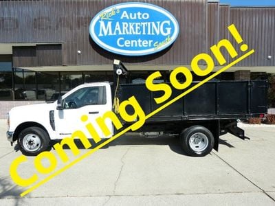 2023 Ford Super Duty F-350 DRW Cab-Chassis