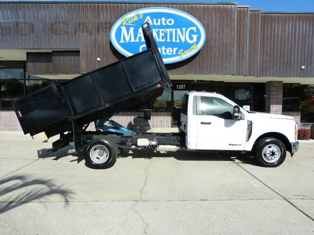 2023 Ford Super Duty F-350 DRW Cab-Chassis 6.7L V8 TURBO DIESEL*XLT*REGULAR CAB*2WD*DRW*12FT. DUMP BODY! - 22993063 - 15