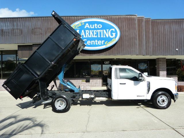 2023 Ford Super Duty F-350 DRW Cab-Chassis 6.7L V8 TURBO DIESEL*XLT*REGULAR CAB*2WD*DRW*12FT. DUMP BODY! - 22993063 - 17