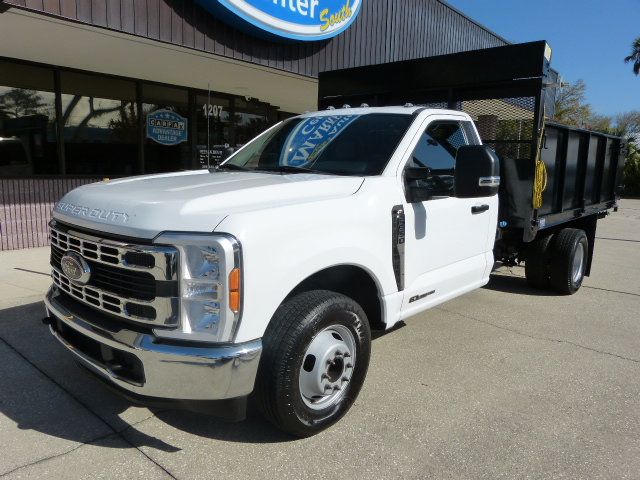 2023 Ford Super Duty F-350 DRW Cab-Chassis 6.7L V8 TURBO DIESEL*XLT*REGULAR CAB*2WD*DRW*12FT. DUMP BODY! - 22993063 - 1
