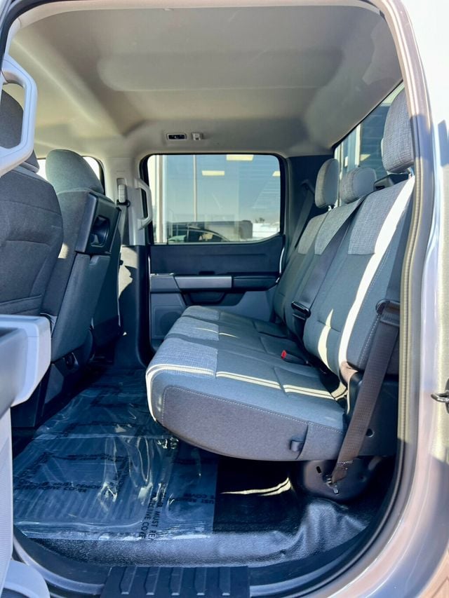 2023 Ford Super Duty F-350 DRW Cab-Chassis SUPER DUTY - 22983089 - 12