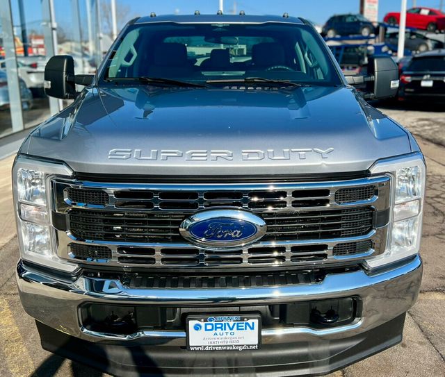 2023 Ford Super Duty F-350 DRW Cab-Chassis SUPER DUTY - 22983089 - 28