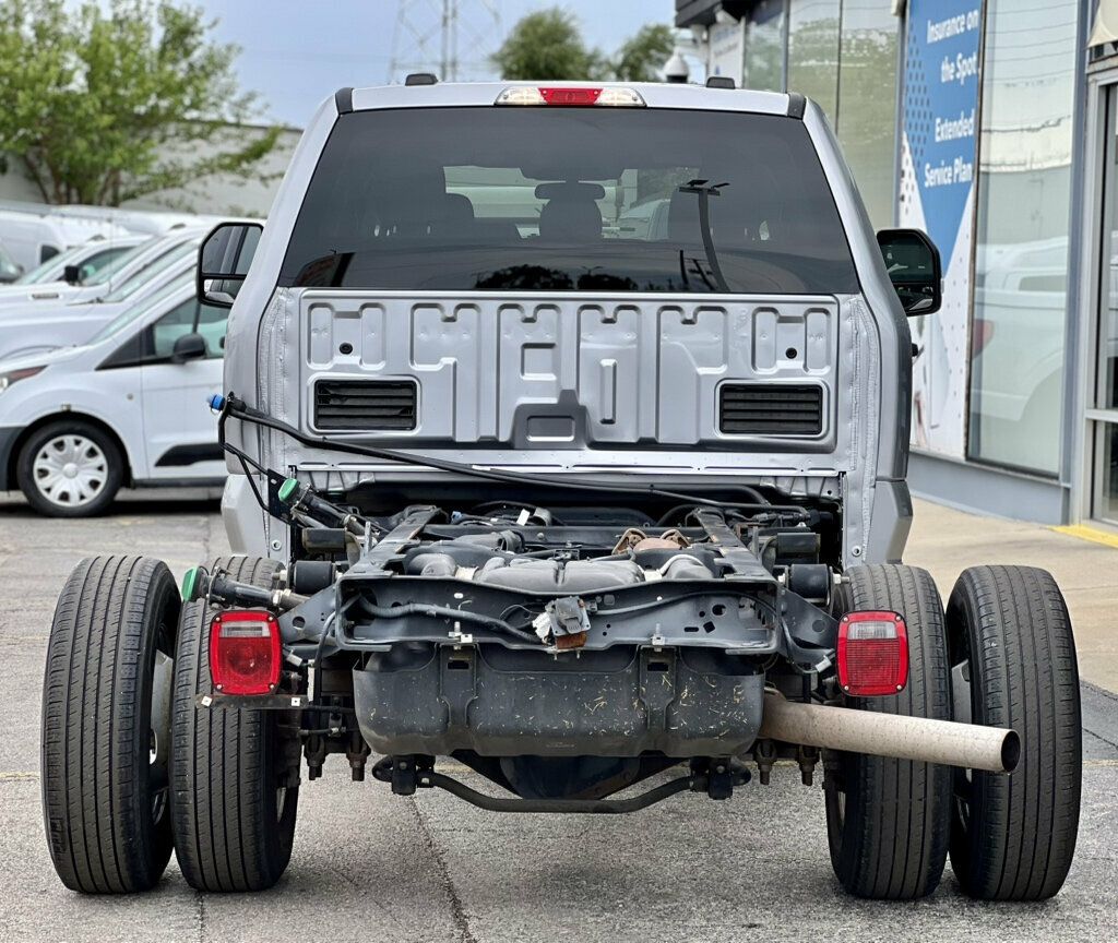 2023 Ford Super Duty F-350 DRW Cab-Chassis XLT 4WD Crew Cab 179" WB 60" CA - 23078476 - 27