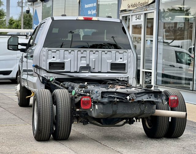 2023 Ford Super Duty F-350 DRW Cab-Chassis XLT 4WD Crew Cab 179" WB 60" CA - 23078476 - 2