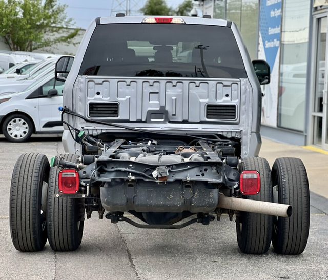 2023 Ford Super Duty F-350 DRW Cab-Chassis XLT 4WD Crew Cab 179" WB 60" CA - 23078476 - 3