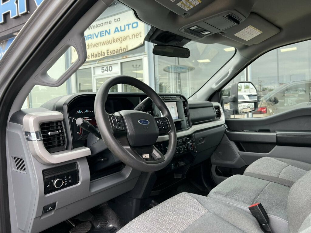 2023 Ford Super Duty F-350 DRW Cab-Chassis XLT 4WD Crew Cab 179" WB 60" CA - 23078476 - 8