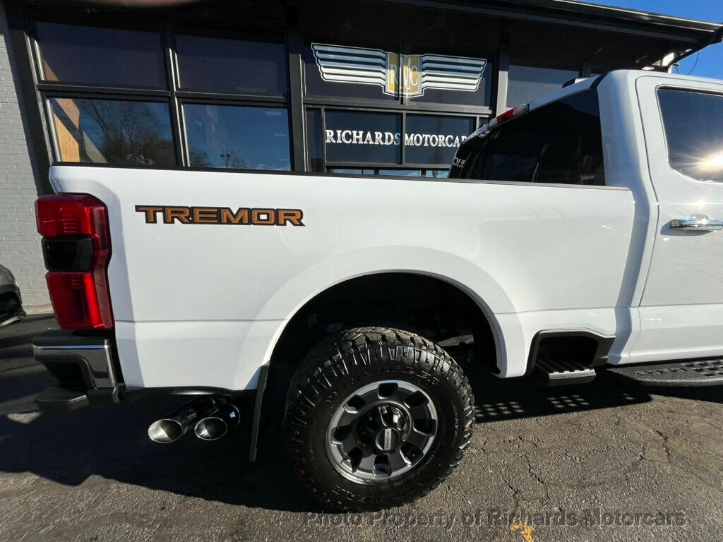 2023 Ford Super Duty F-350 SRW King Ranch 4WD Crew Cab 6.75' Box - 22671171 - 3