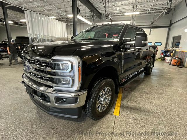 2023 Ford Super Duty F-350 SRW LARIAT 4WD Crew Cab 6.75' Box - 22879822 - 10