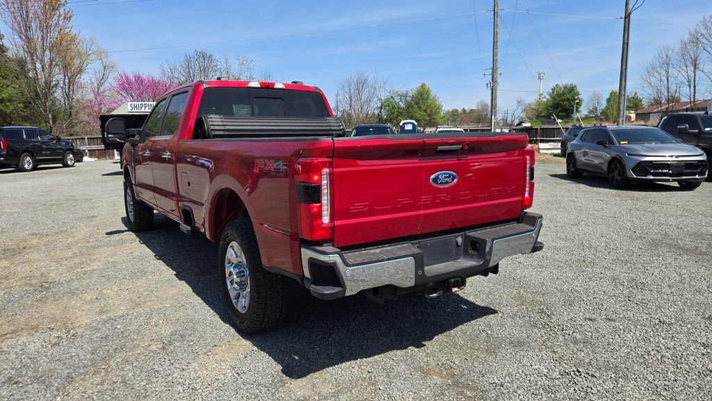 2023 Ford Super Duty F-350 SRW Lariat Ultimate FX4 - 23004148 - 4