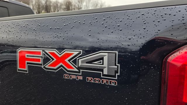 2023 Ford Super Duty F-350 SRW Lariat Ultimate Sport FX4 Leveled - 22952445 - 10