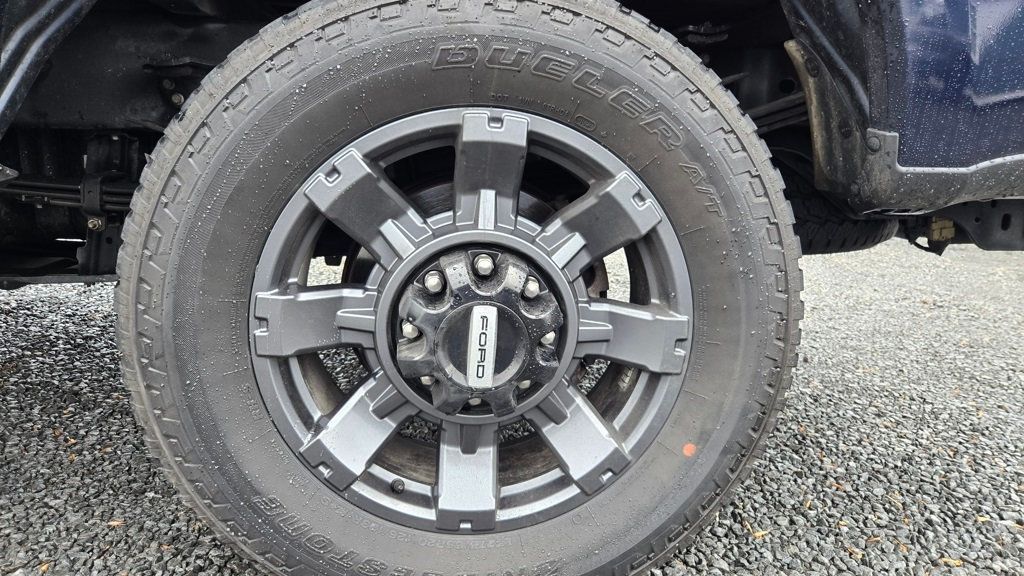 2023 Ford Super Duty F-350 SRW Lariat Ultimate Sport FX4 Leveled - 22952445 - 11