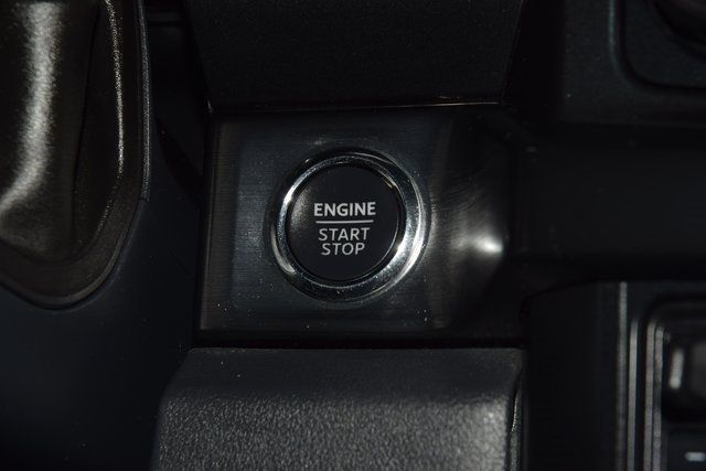 2023 Ford Super Duty F-350 SRW Lariat Ultimate Sport FX4 Leveled - 22952445 - 32