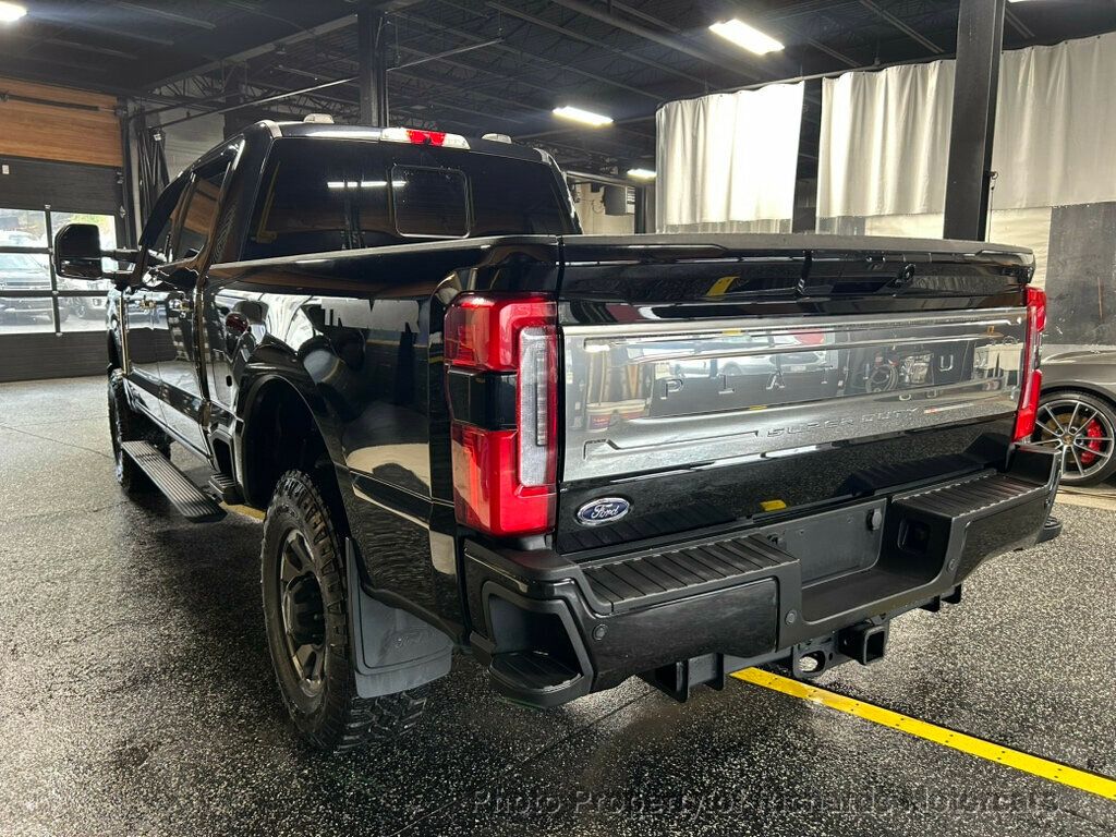 2023 Ford Super Duty F-350 SRW Platinum 4WD Crew Cab 6.75' Box - 23033739 - 3