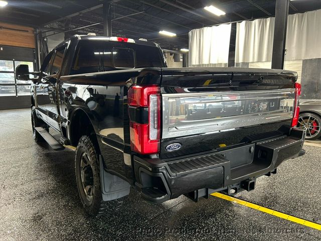 2023 Ford Super Duty F-350 SRW Platinum 4WD Crew Cab 6.75' Box - 23033739 - 3