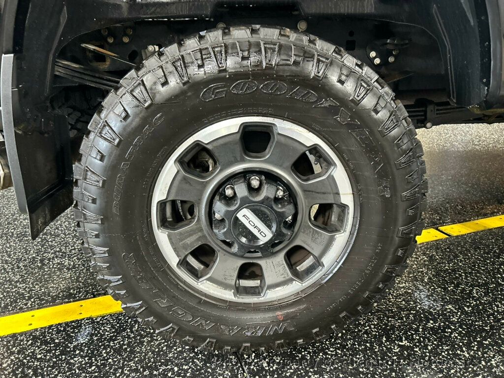 2023 Ford Super Duty F-350 SRW Platinum 4WD Crew Cab 6.75' Box - 23033739 - 8