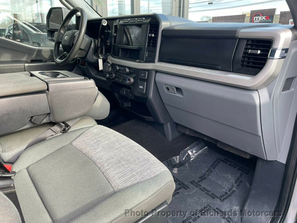 2023 Ford Super Duty F-350 SRW XL 4WD Reg Cab 8' Box - 22968537 - 24