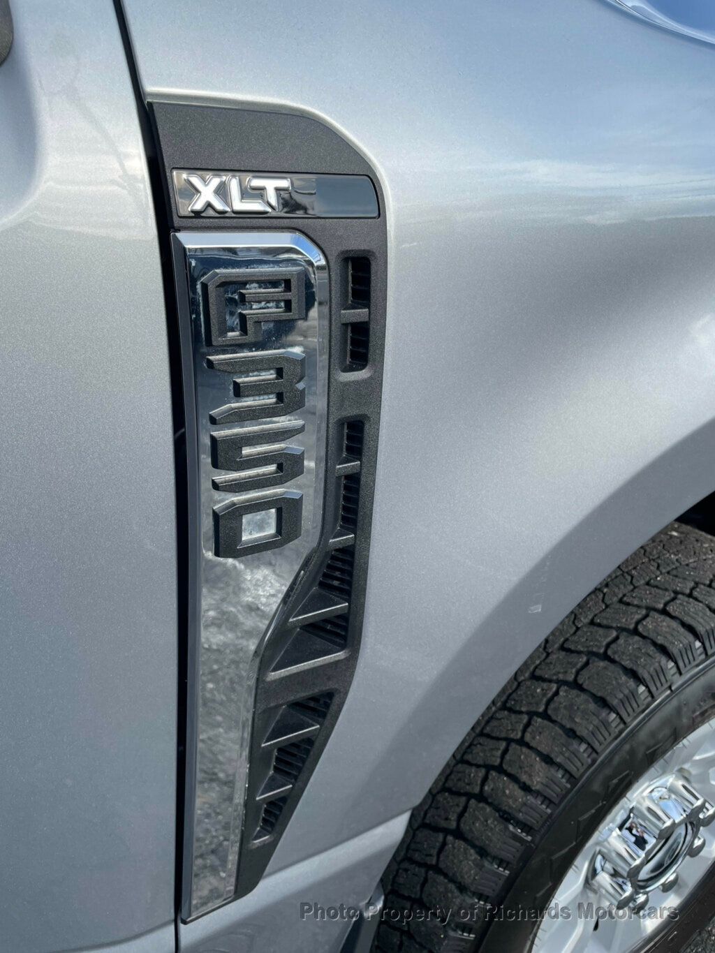 2023 Ford Super Duty F-350 SRW XL 4WD Reg Cab 8' Box - 22968537 - 7