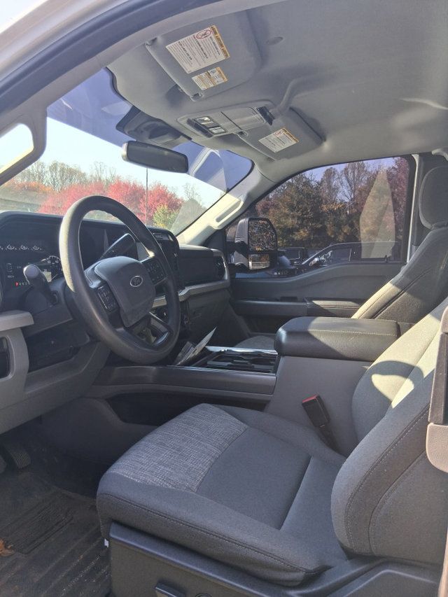 2023 Ford Super Duty F-350 SRW XLT - 23102634 - 3