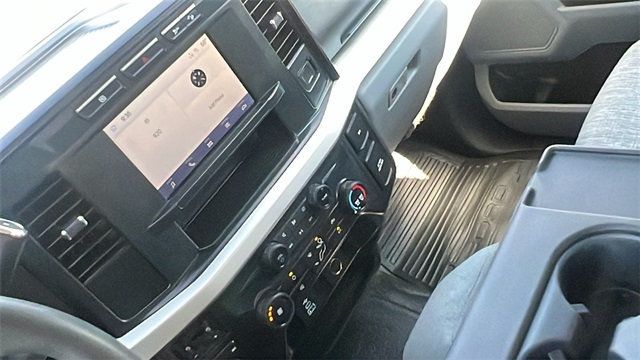 2023 Ford Super Duty F-350 SRW XLT - 22889139 - 29