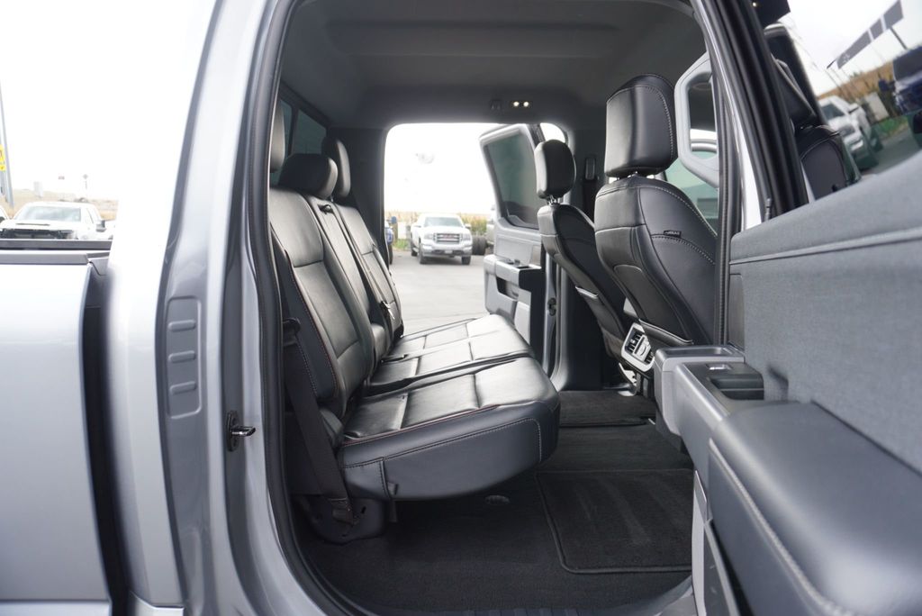 2023 Ford SUPER DUTY F-450 LARIAT - 23065706 - 24
