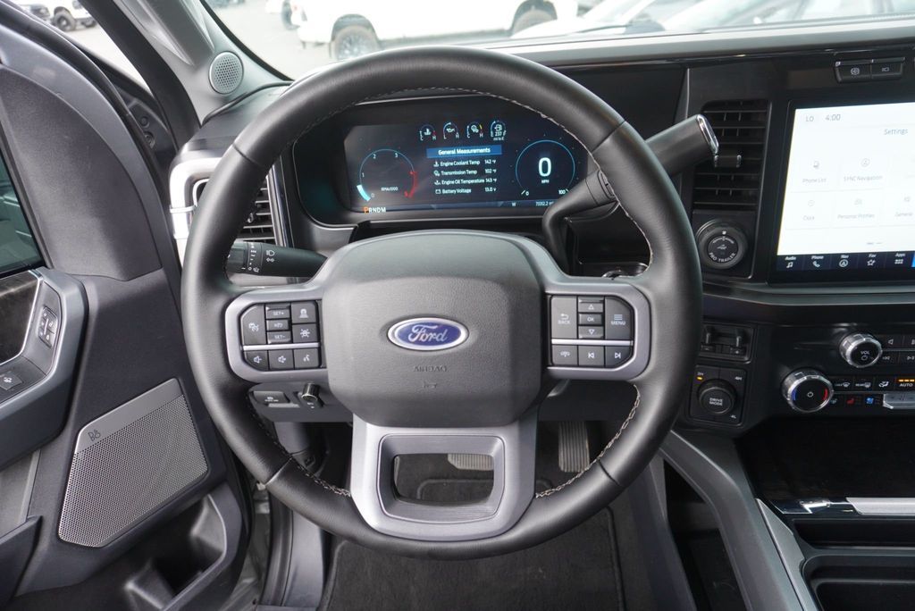 2023 Ford SUPER DUTY F-450 LARIAT - 23065706 - 30
