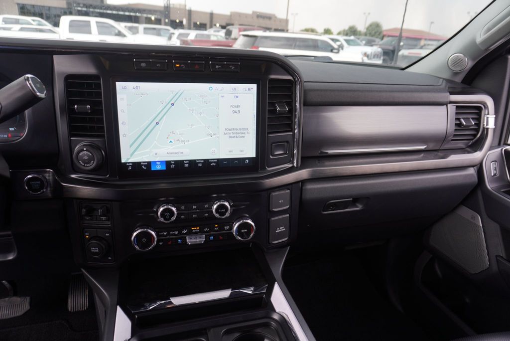 2023 Ford SUPER DUTY F-450 LARIAT - 23065706 - 31
