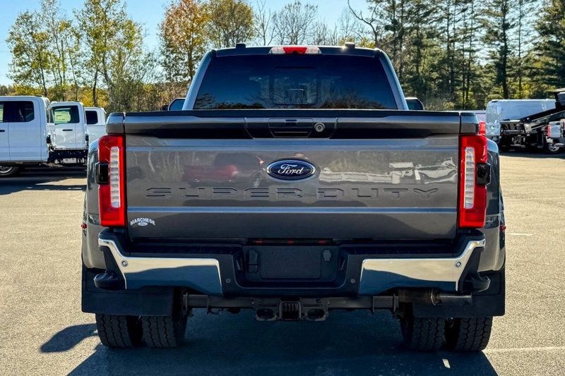2023 Ford Super Duty F-450 DRW LARIAT 4WD Crew Cab 8' Box - 22937980 - 5
