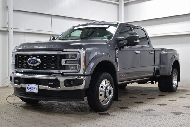 2023 Ford Super Duty F-450 DRW LARIAT 4WD Crew Cab 8' Box - 22953213 - 2