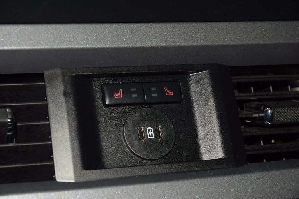 2023 Ford Super Duty F-450 DRW LARIAT 4WD Crew Cab 8' Box - 22953213 - 45