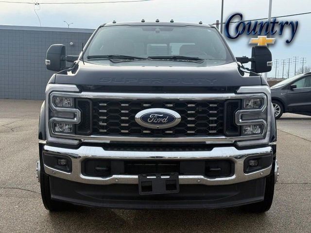2023 Ford Super Duty F-450 DRW LARIAT 4WD Crew Cab 8' Box - 22999852 - 0