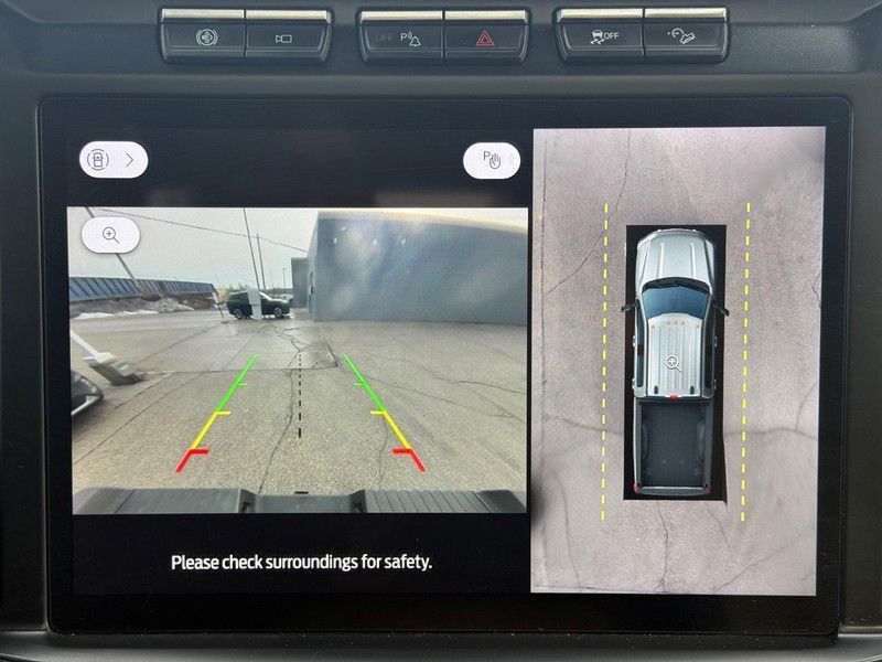 2023 Ford Super Duty F-450 DRW LARIAT 4WD Crew Cab 8' Box - 22999852 - 13