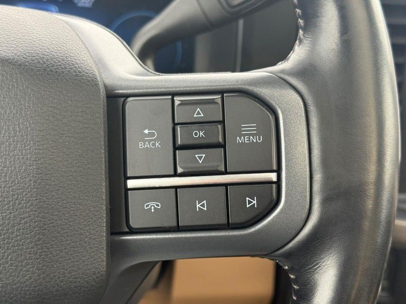 2023 Ford Super Duty F-450 DRW LARIAT 4WD Crew Cab 8' Box - 22999852 - 16